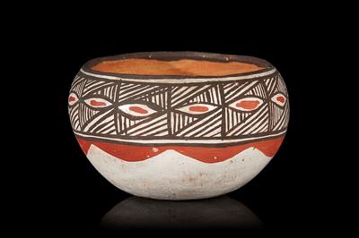 993e315f-efaa-4862-854b-f45c9ff901be.jpg; 04487.081; ;