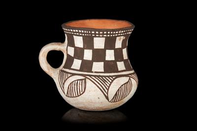 d9698db1-4c0f-4311-8e51-45d1c6e79906.jpg; 04487.139; ;