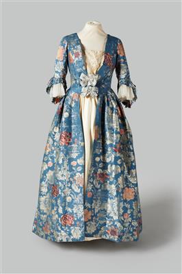 de2414f7-c0df-4ba7-a22b-51db68fd4ec4.jpg; 20706; ;